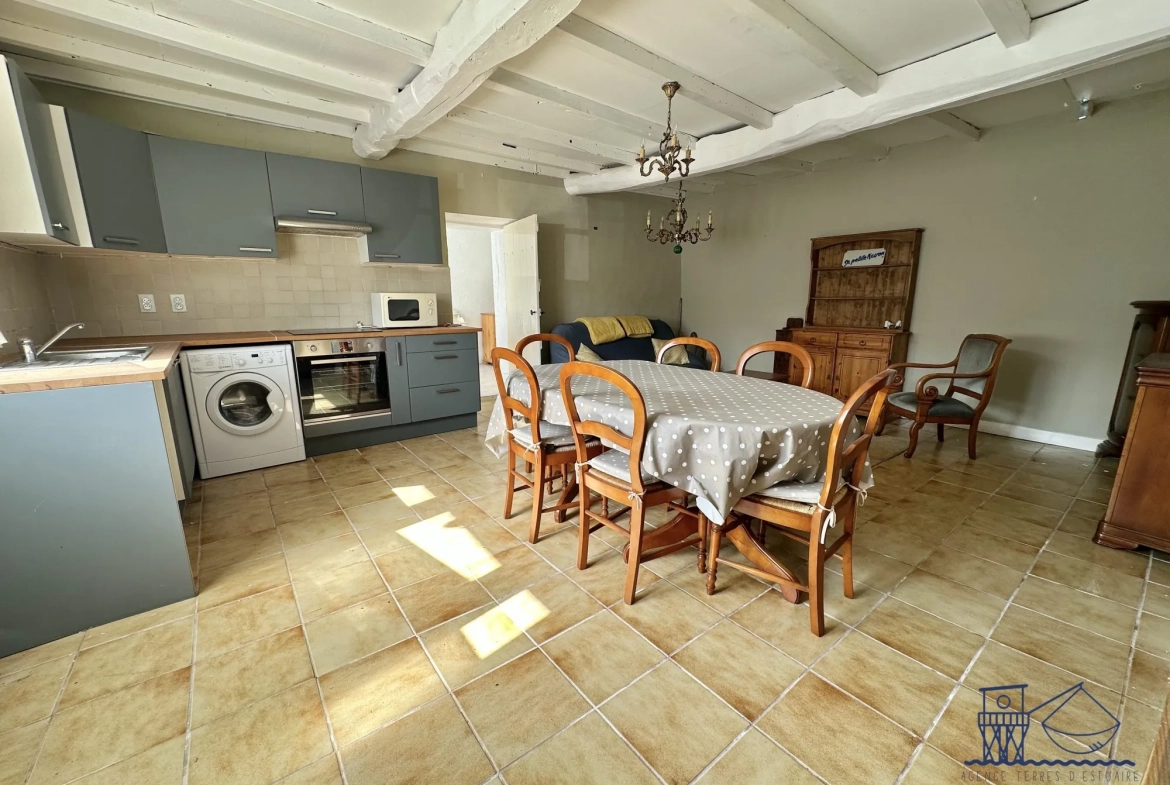 Maison charentaise avec vue sur l'estuaire de la Gironde à Floirac 