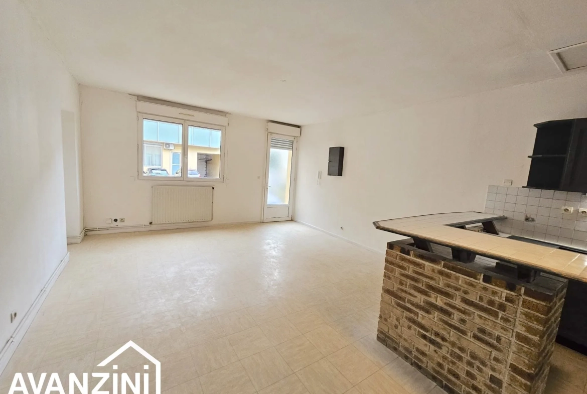 Grand duplex 3/4 pièces en centre-ville de Meaux - Investissement ou profession libérale 
