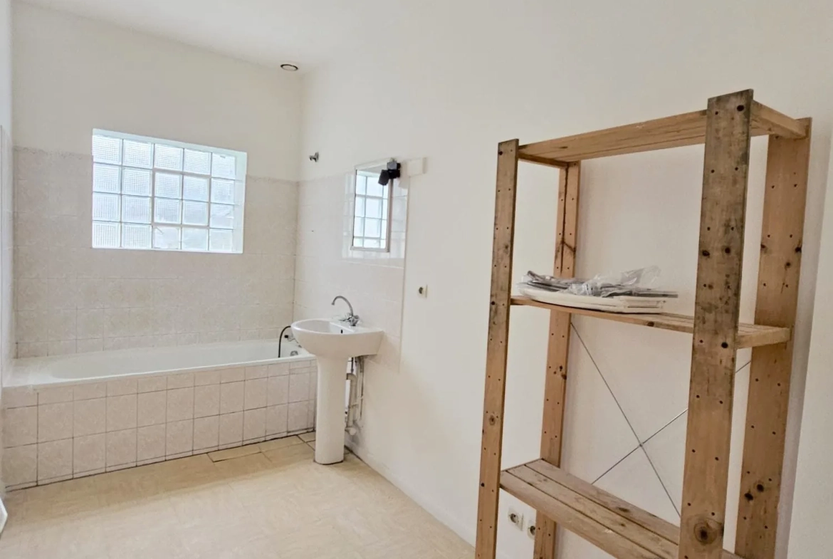 Grand duplex 3/4 pièces en centre-ville de Meaux - Investissement ou profession libérale 