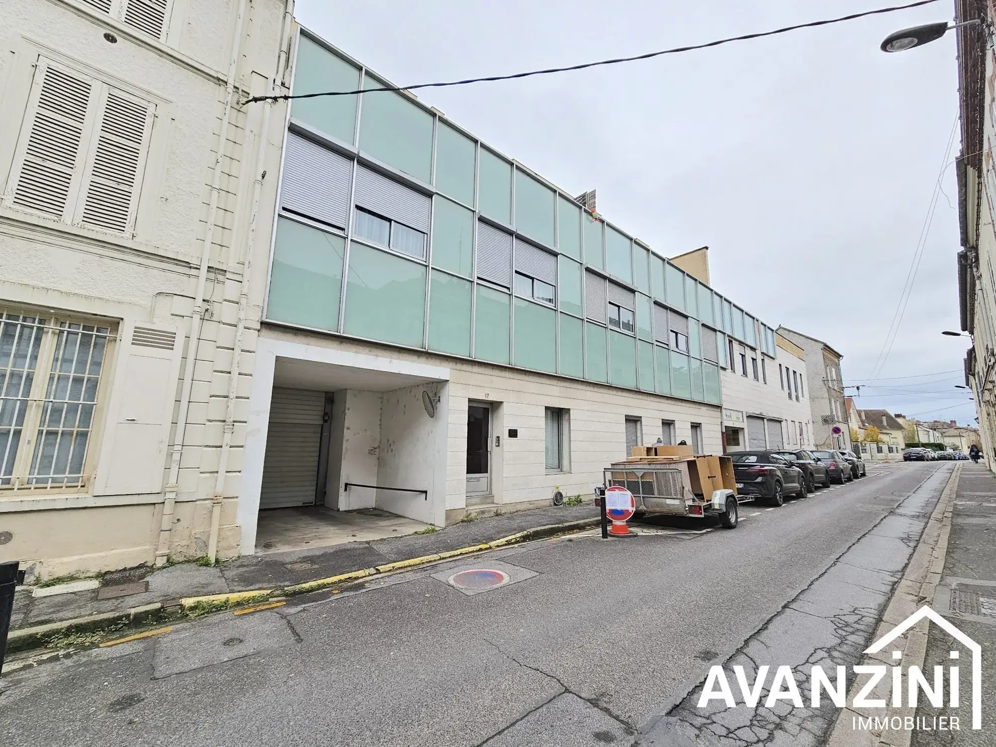 Grand duplex 3/4 pièces en centre-ville de Meaux - Investissement ou profession libérale 
