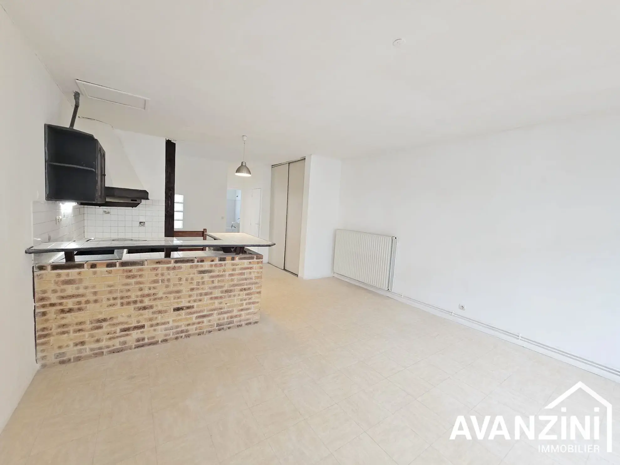 Grand duplex 3/4 pièces en centre-ville de Meaux - Investissement ou profession libérale 