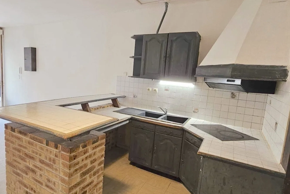 Grand duplex 3/4 pièces en centre-ville de Meaux - Investissement ou profession libérale 