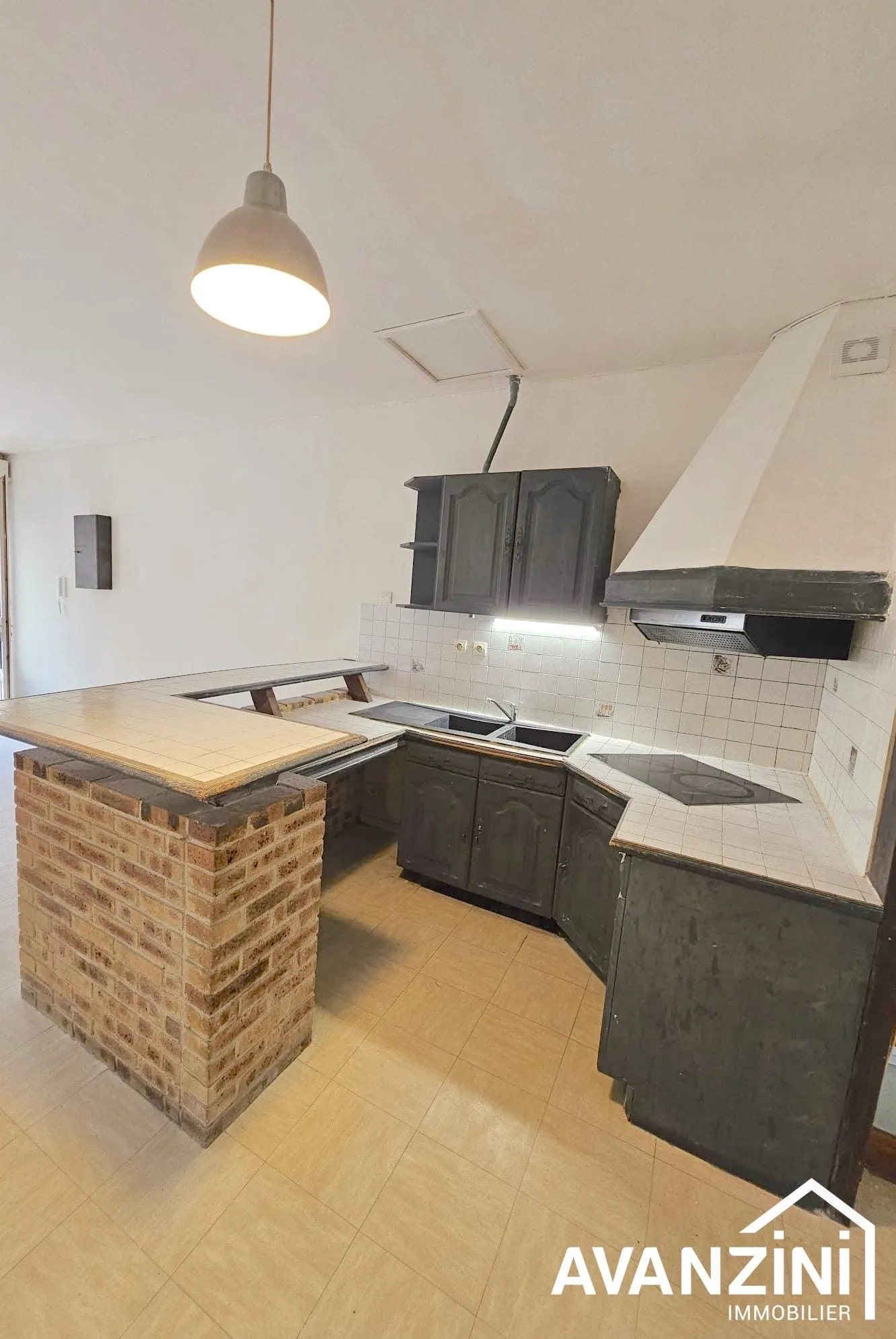 Grand duplex 3/4 pièces en centre-ville de Meaux - Investissement ou profession libérale 
