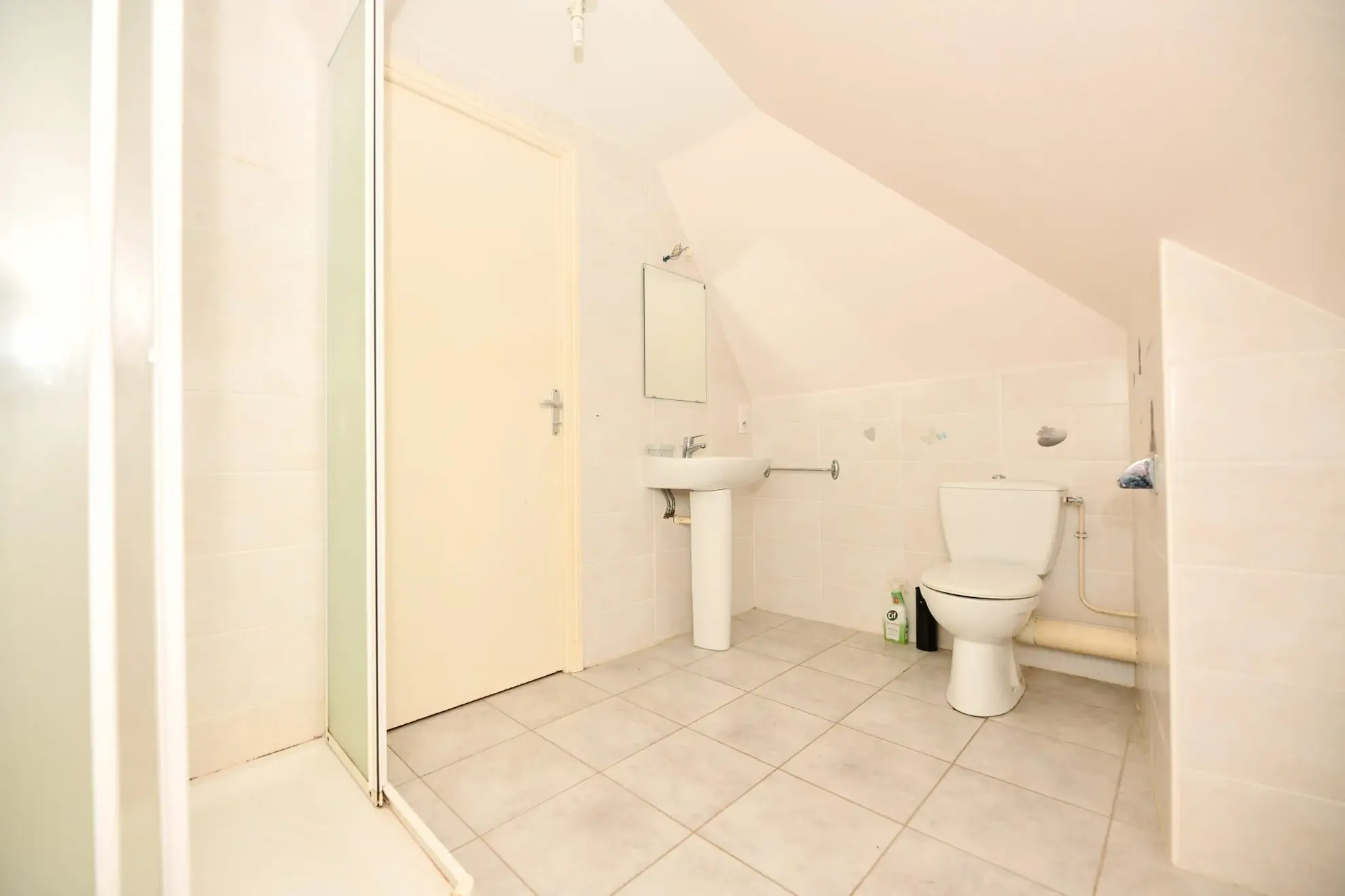 Maison 4 chambres rénovée à Pleaux - 105 m² avec jardin 