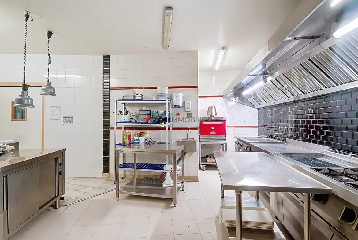Mur commercial à vendre à Perpignan, emplacement Clémenceau, secteur idéal pour restauration 