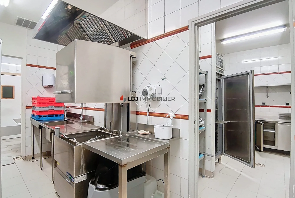 Mur commercial à vendre à Perpignan, emplacement Clémenceau, secteur idéal pour restauration 