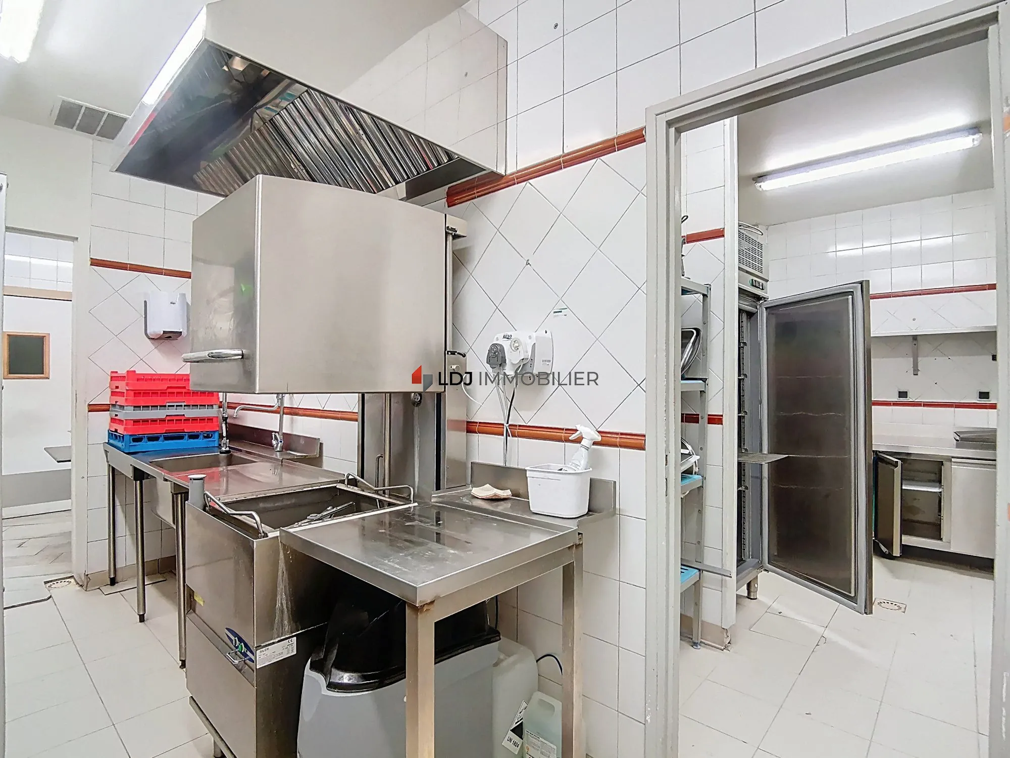 Mur commercial à vendre à Perpignan, emplacement Clémenceau, secteur idéal pour restauration 