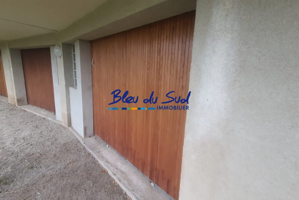 Appartement T2 traversant avec balcon, cave et garage à Vernet-les-Bains 