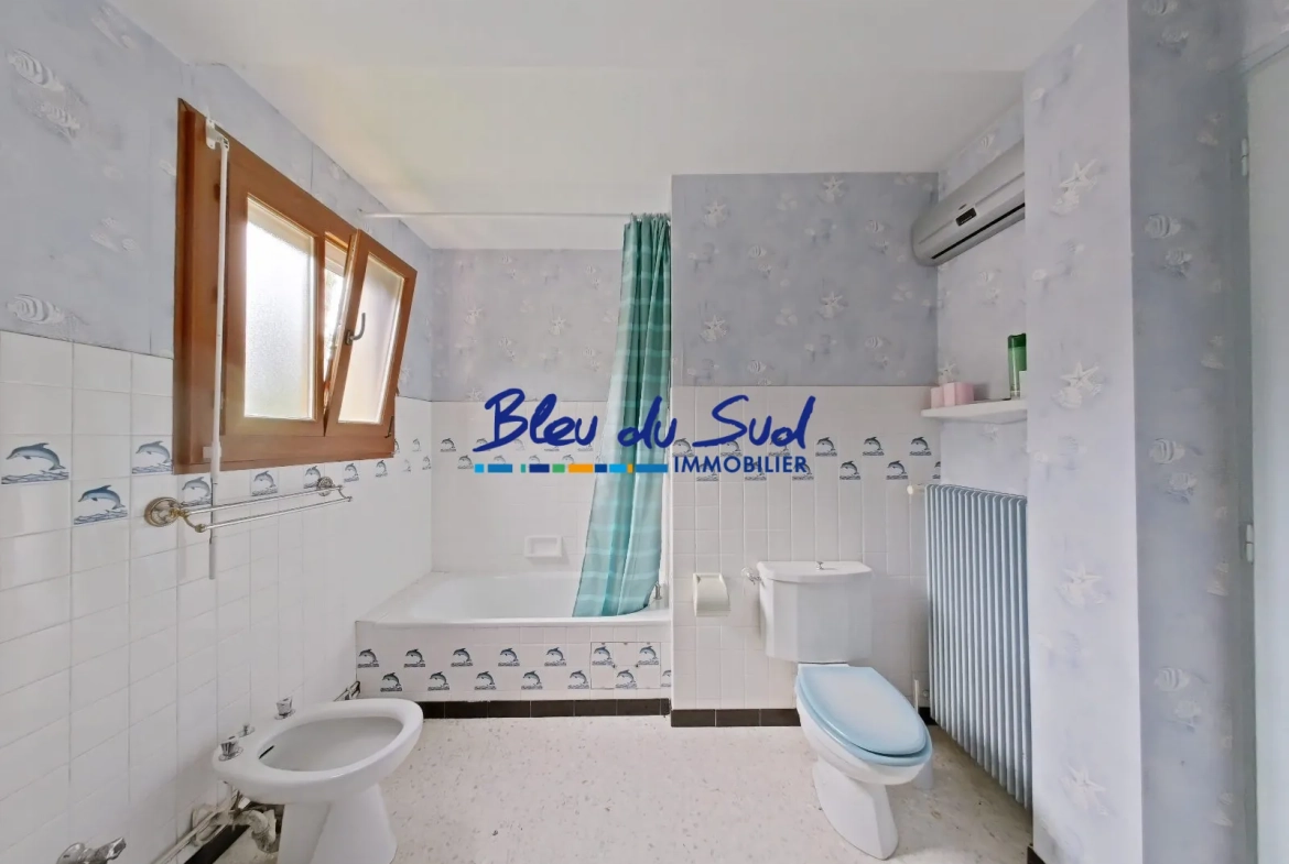 Appartement T2 traversant avec balcon, cave et garage à Vernet-les-Bains 