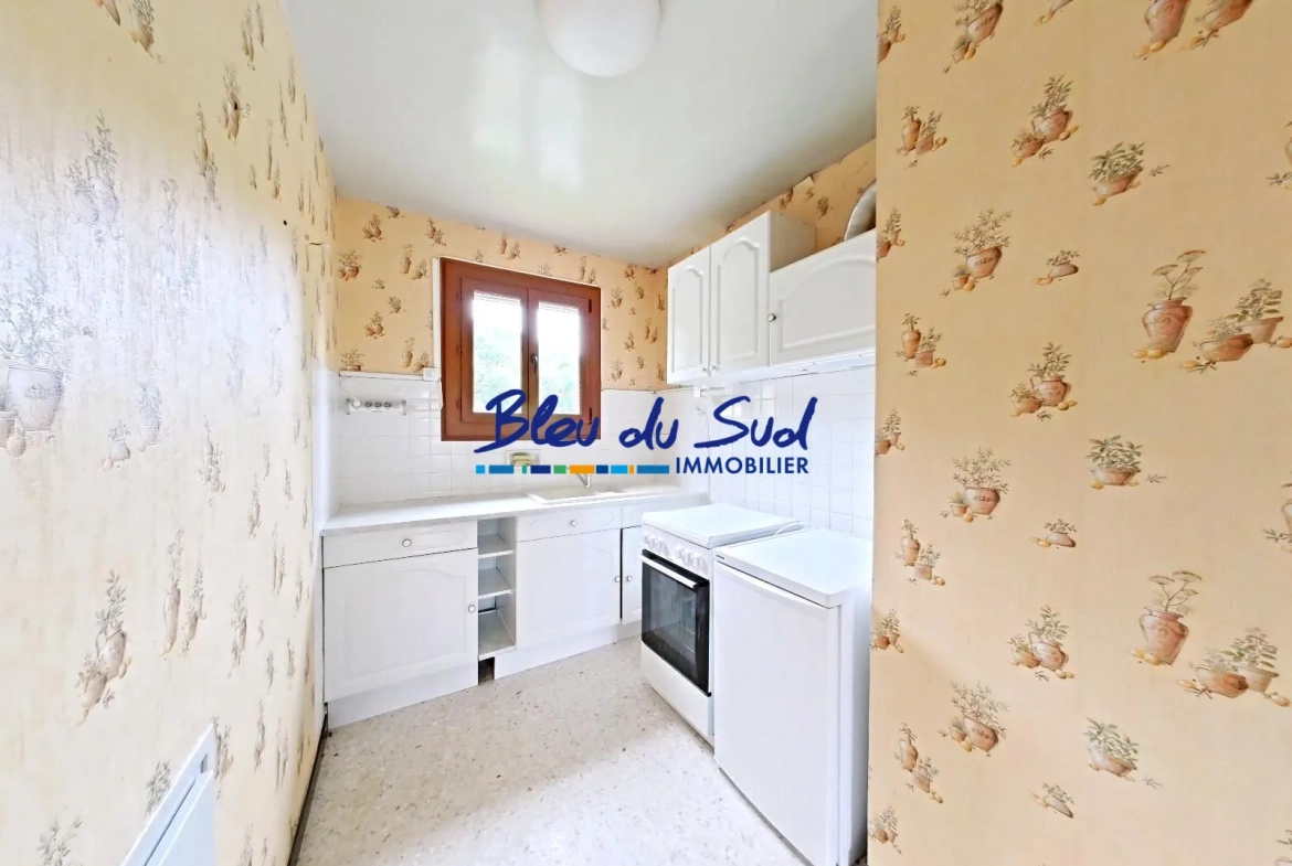 Appartement T2 traversant avec balcon, cave et garage à Vernet-les-Bains 