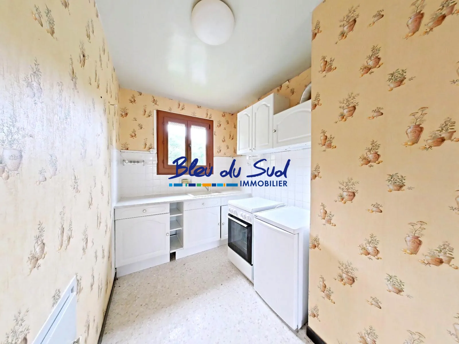 Appartement T2 traversant avec balcon, cave et garage à Vernet-les-Bains 