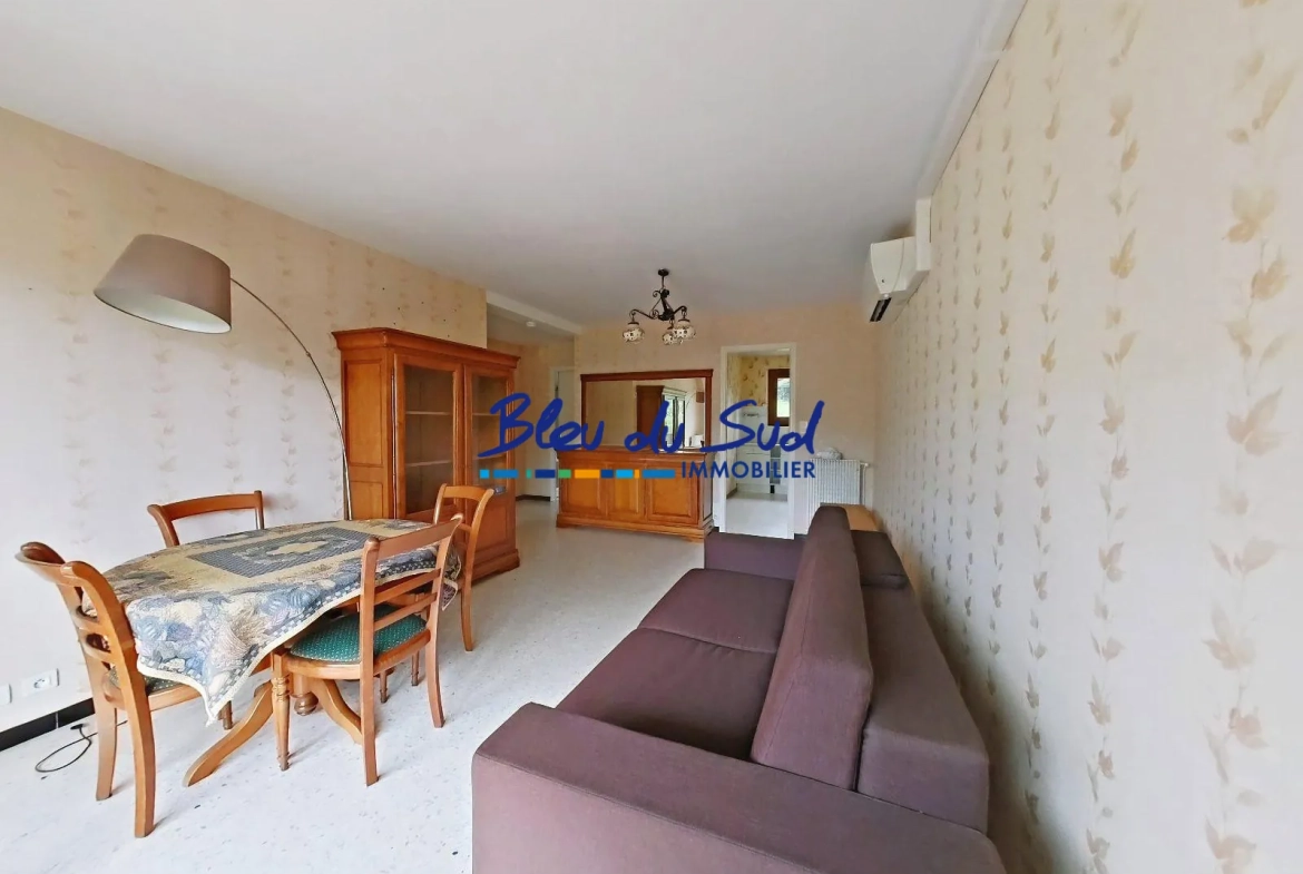 Appartement T2 traversant avec balcon, cave et garage à Vernet-les-Bains 