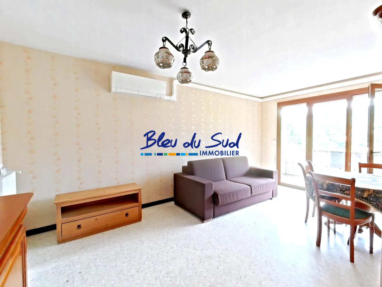 Appartement T2 traversant avec balcon, cave et garage à Vernet-les-Bains 