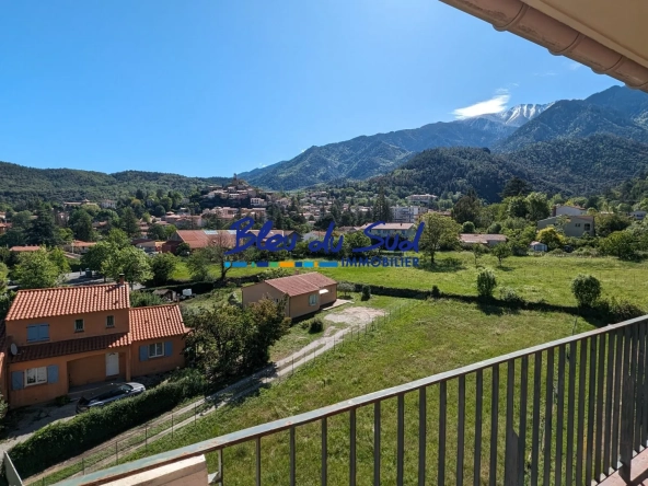 Appartement T2 traversant avec balcon, cave et garage à Vernet-les-Bains