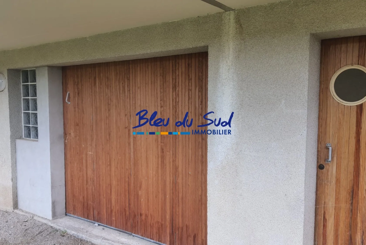Appartement T2 traversant avec balcon, cave et garage à Vernet-les-Bains 