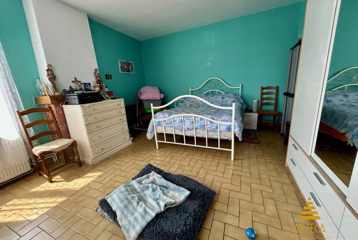 Maison à vendre à Estrun avec grand terrain et garage - Provençale et lumineuse 