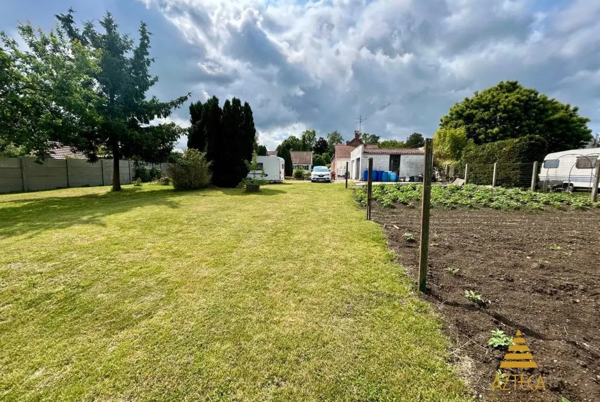 Maison à vendre à Estrun avec grand terrain et garage - Provençale et lumineuse 