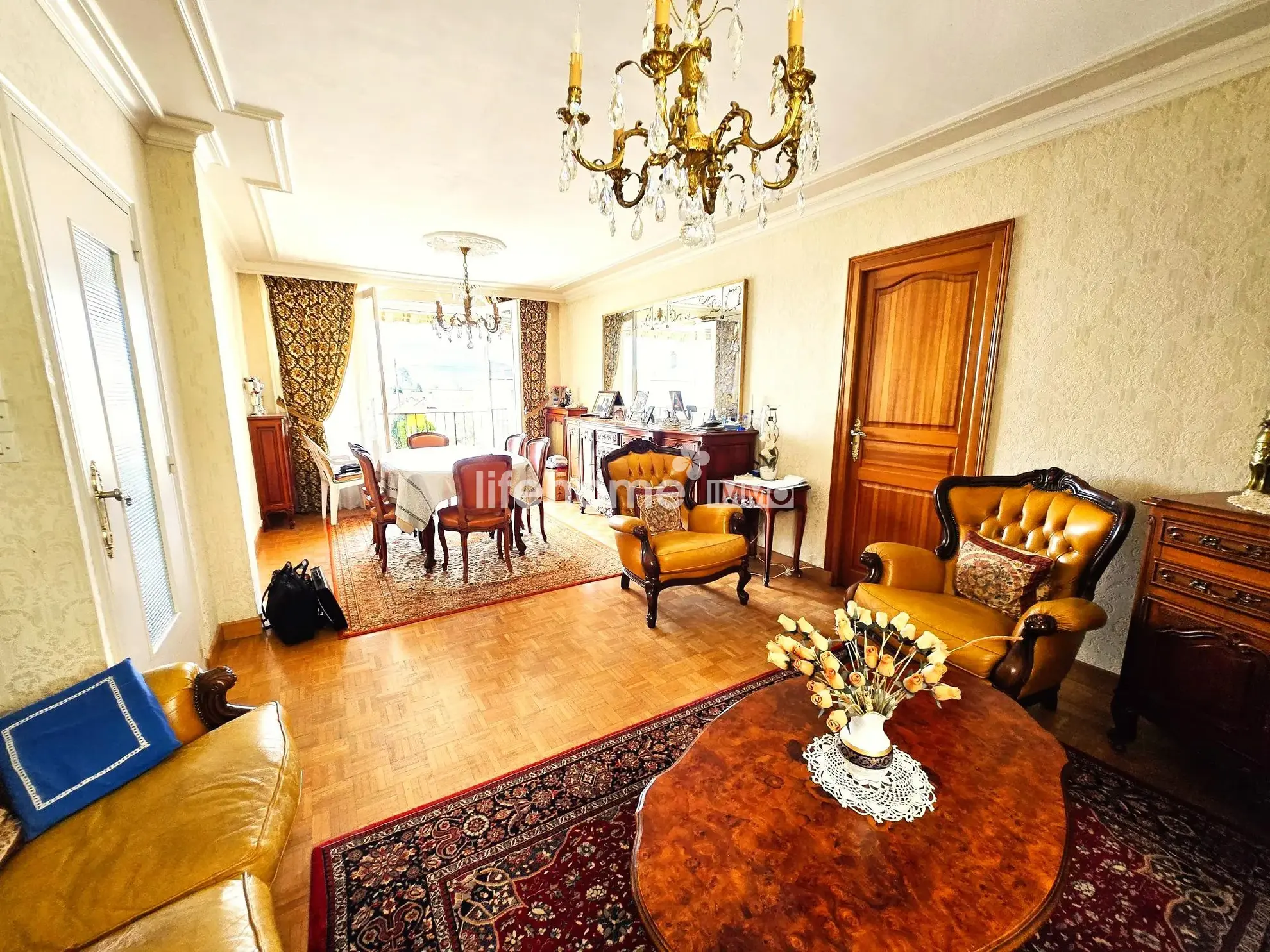 Maison à Saint-Vaury avec grand terrain, piscine et vente en ligne 