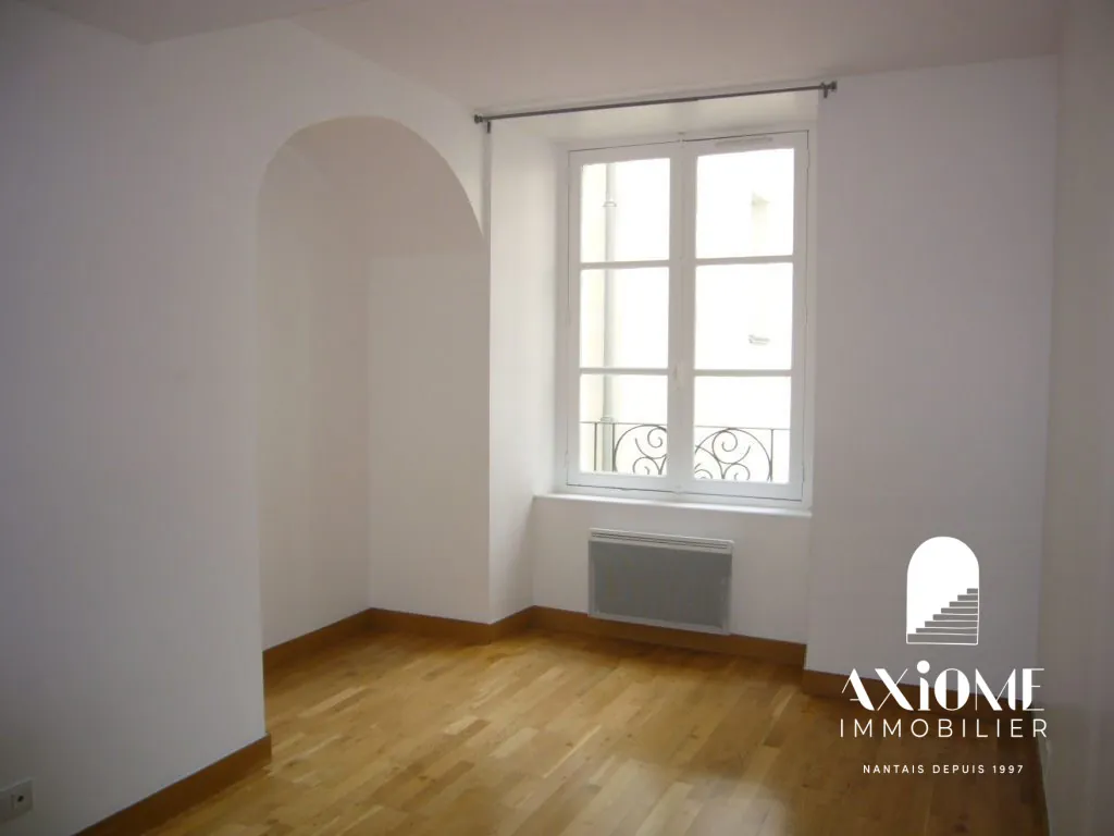 A vendre appartement T2 à Nantes avec vue sur la cathédrale - 42,42 m² 