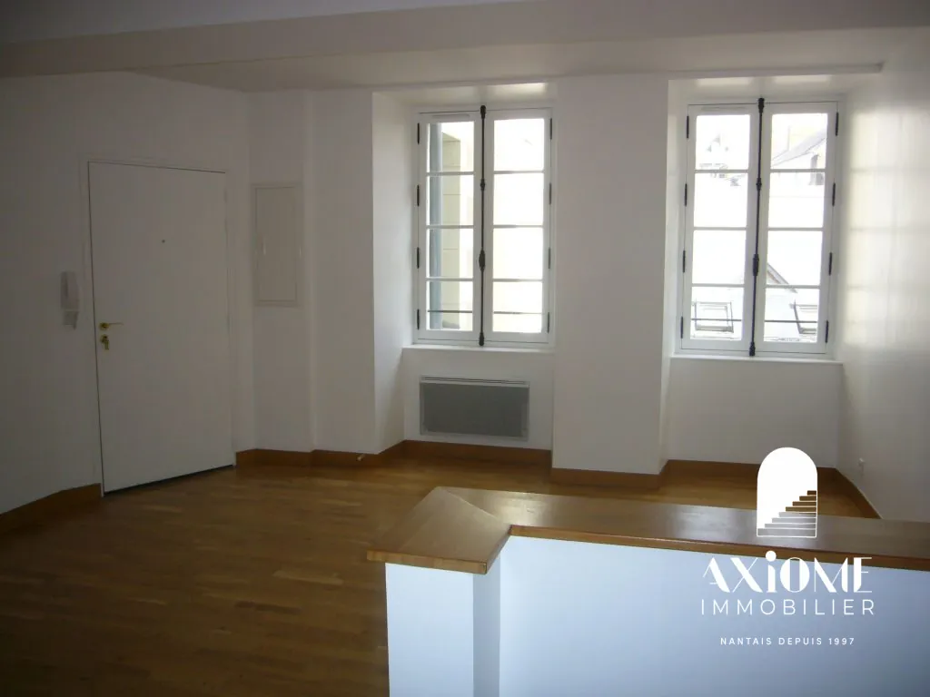 A vendre appartement T2 à Nantes avec vue sur la cathédrale - 42,42 m² 