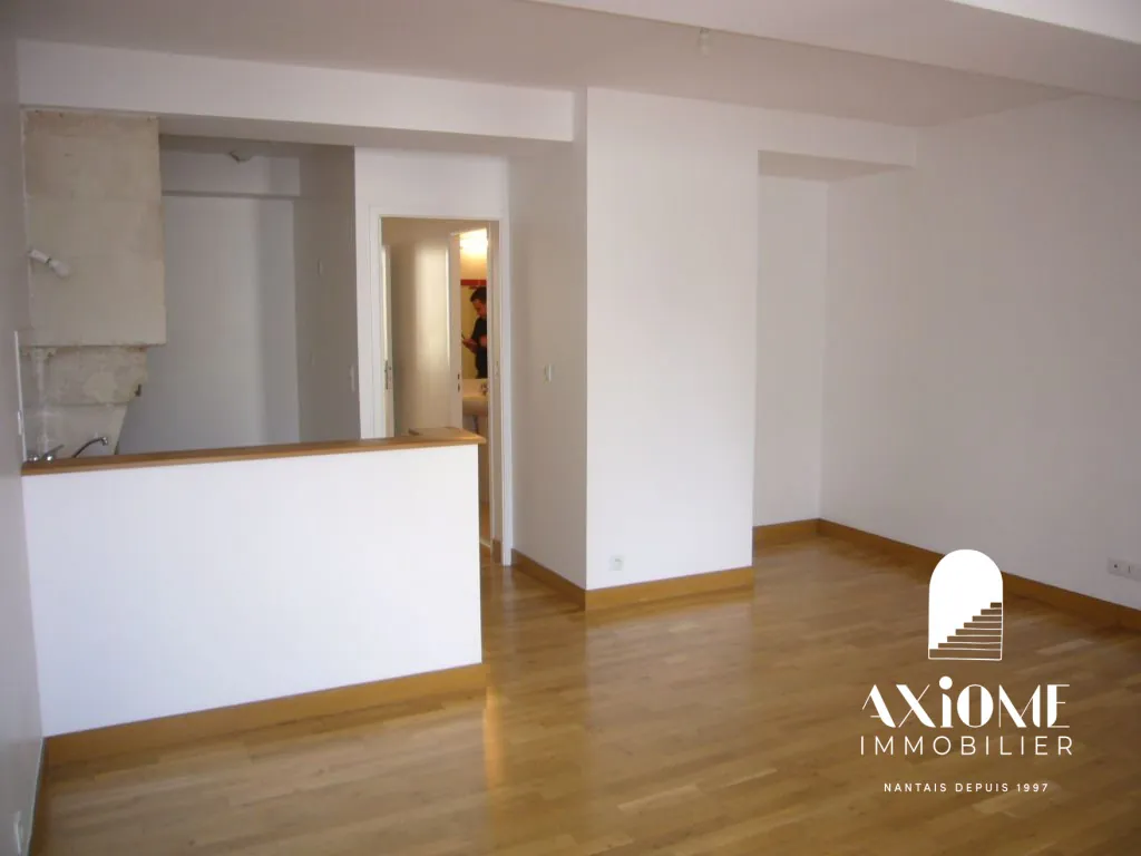 A vendre appartement T2 à Nantes avec vue sur la cathédrale - 42,42 m² 