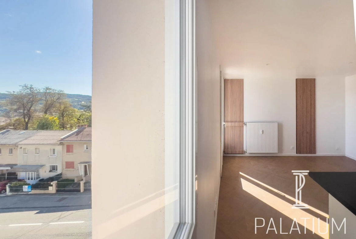 Appartement T3 rénové de 49 m² à Gap avec terrasse et cave 