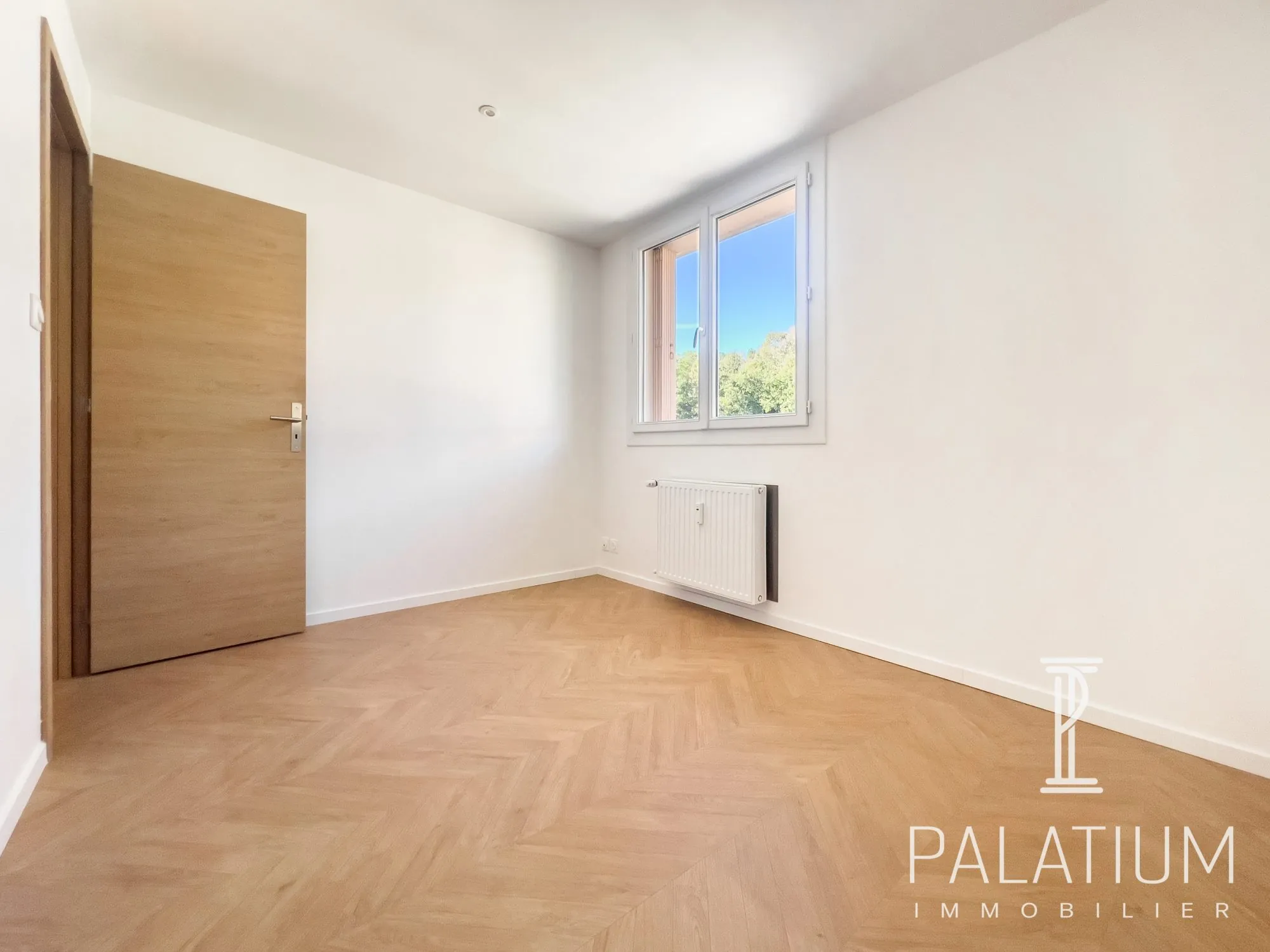 Appartement T3 rénové de 49 m² à Gap avec terrasse et cave 
