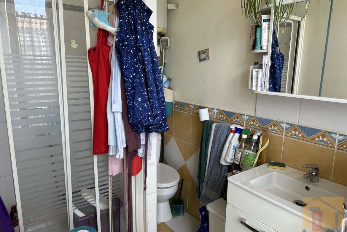 Immeuble à vendre à Agen avec deux appartements locatifs au cœur du centre-ville 