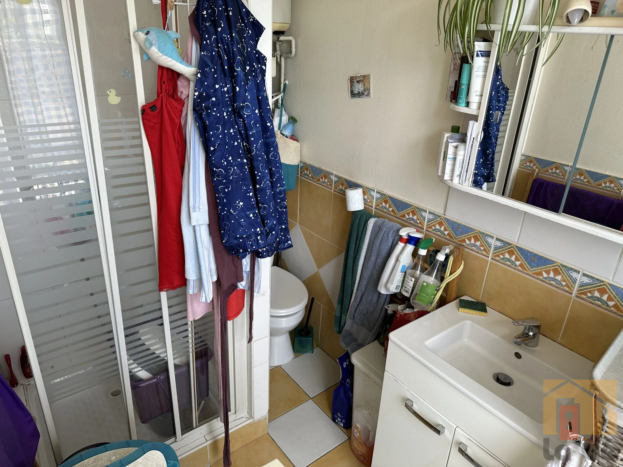 Immeuble à vendre à Agen avec deux appartements locatifs au cœur du centre-ville 