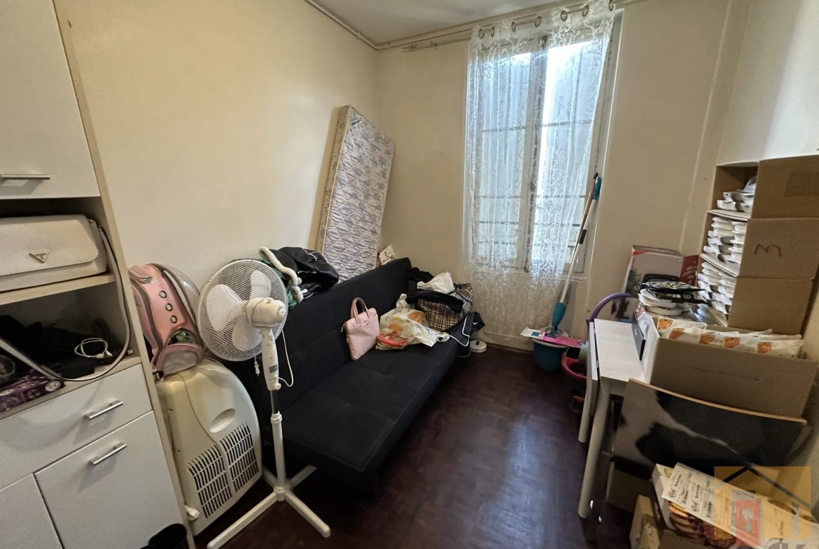 Immeuble à vendre à Agen avec deux appartements locatifs au cœur du centre-ville 