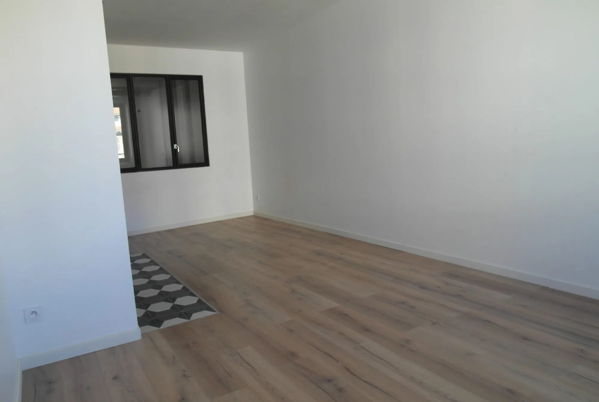 Appartement 2 pièces rénové dans le centre de Marseille - investissement locatif ou résidence 