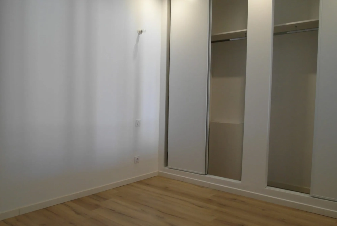 Appartement 2 pièces rénové dans le centre de Marseille - investissement locatif ou résidence 