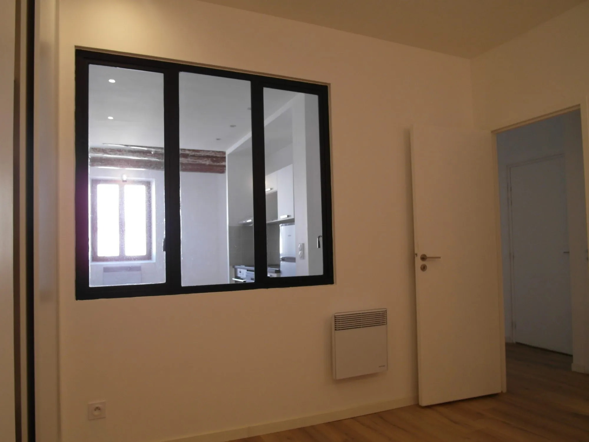 Appartement 2 pièces rénové dans le centre de Marseille - investissement locatif ou résidence 