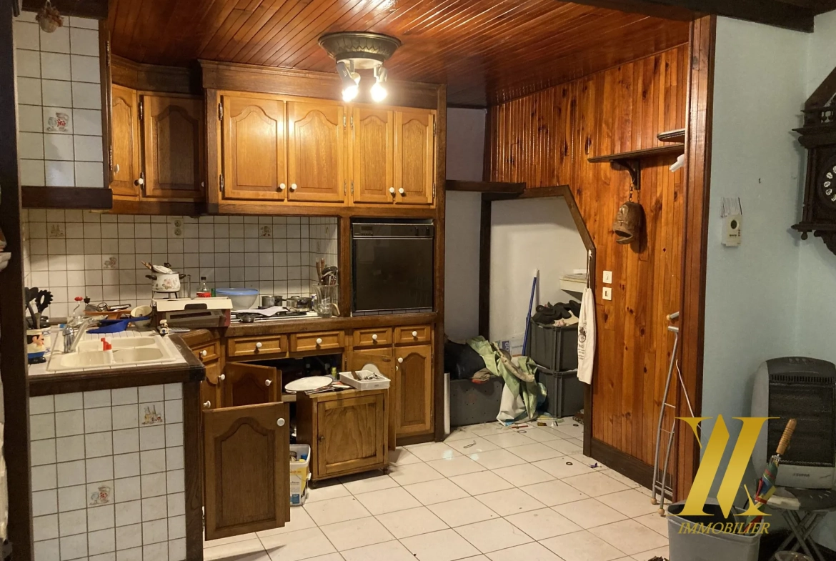 Maison T4 à rénover à Damery – Fort potentiel et dépendances 