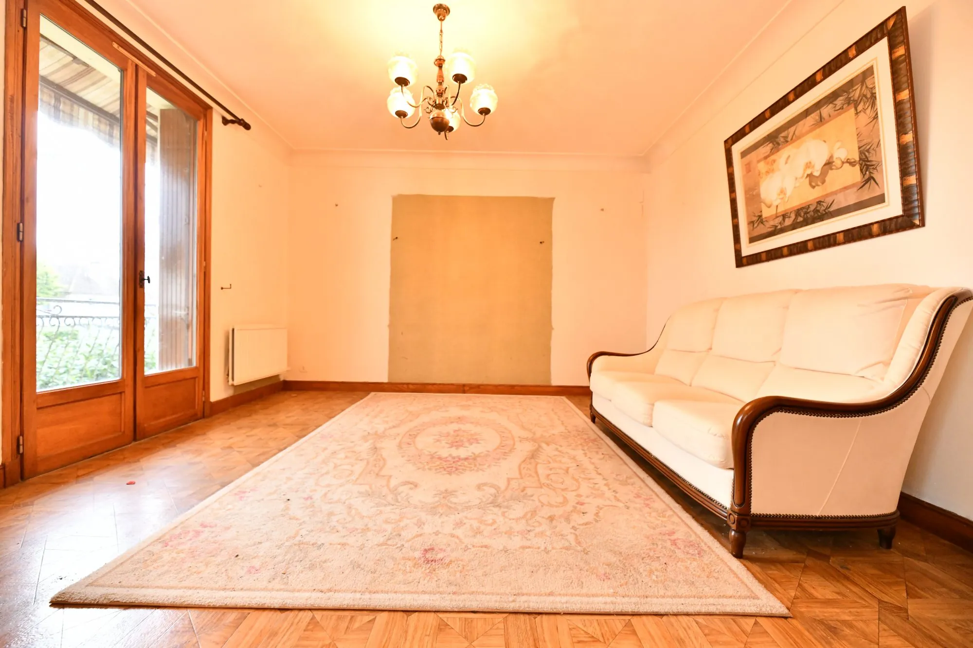 Maison familiale de 115 m² à Pleaux avec garage et véranda 