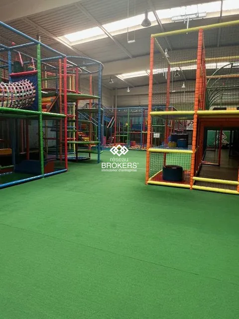 A vendre fonds de commerce parc de loisirs pour enfants de 1200 m² à Saint-Ouen-l'Aumône 