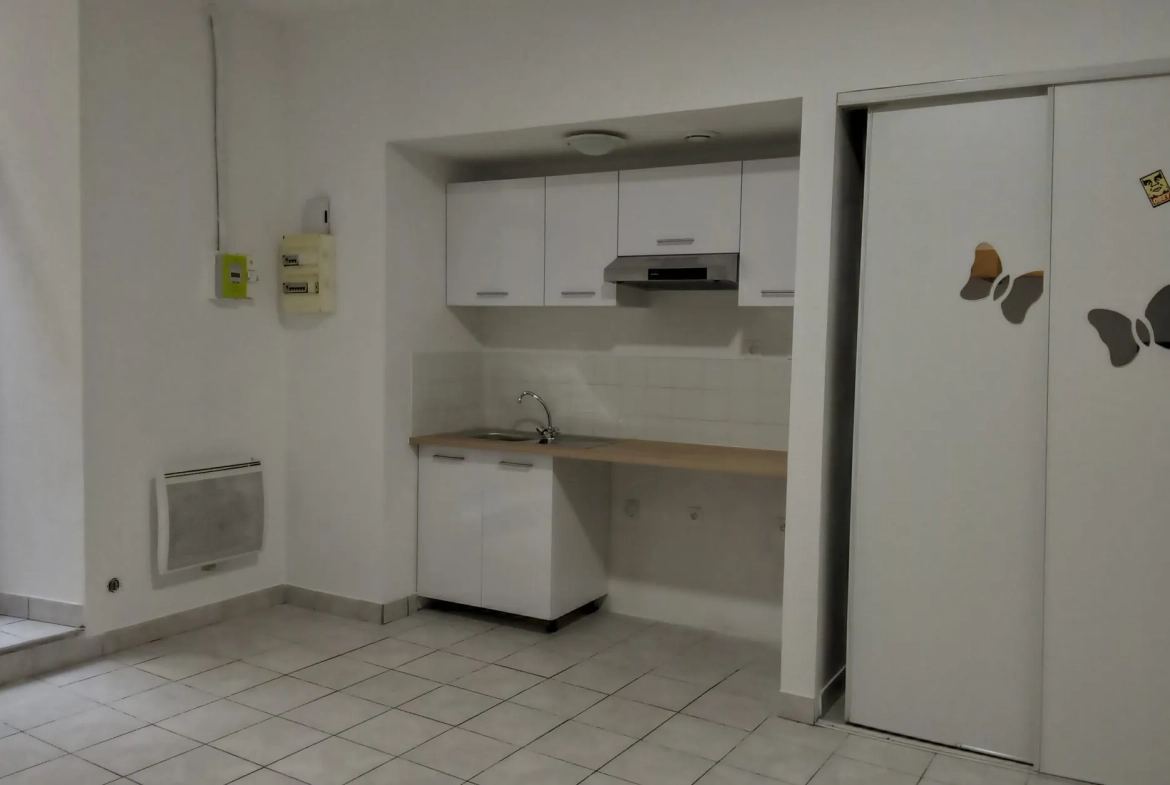 Vente Studio à Bordeaux Centre près de Victoire – 25 m² rénové 