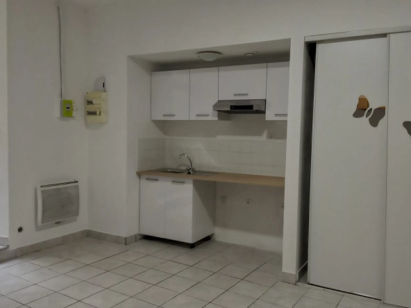 Vente Studio à Bordeaux Centre près de Victoire – 25 m² rénové