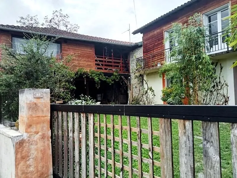 Maison à vendre à Aspet (31160) - 120 m² avec jardin et stationnement 