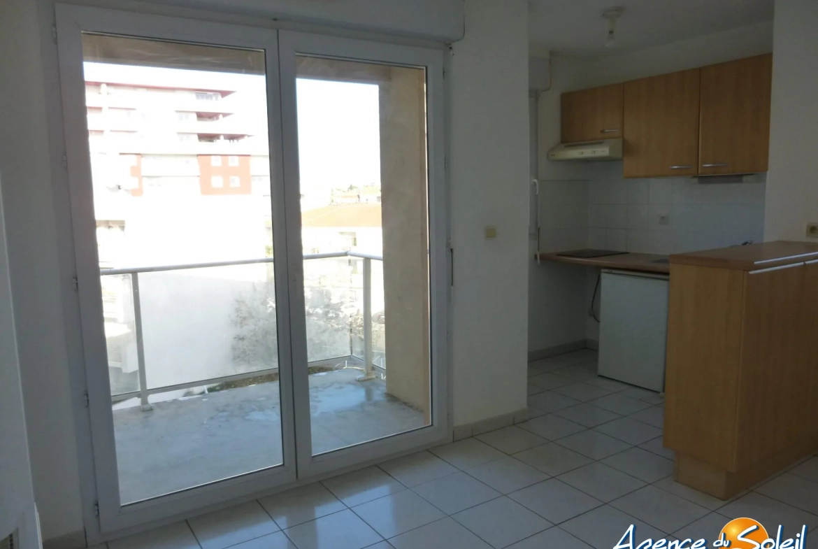 Appartement T2 avec parking, piscine et balcon à Perpignan 