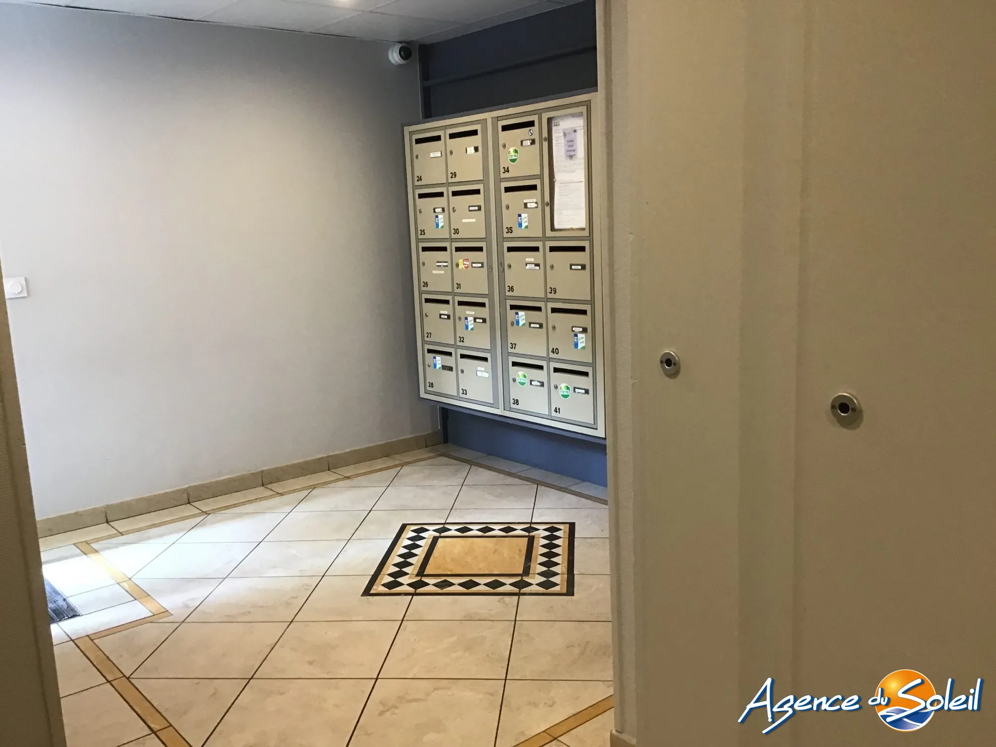 Appartement T2 avec parking, piscine et balcon à Perpignan 