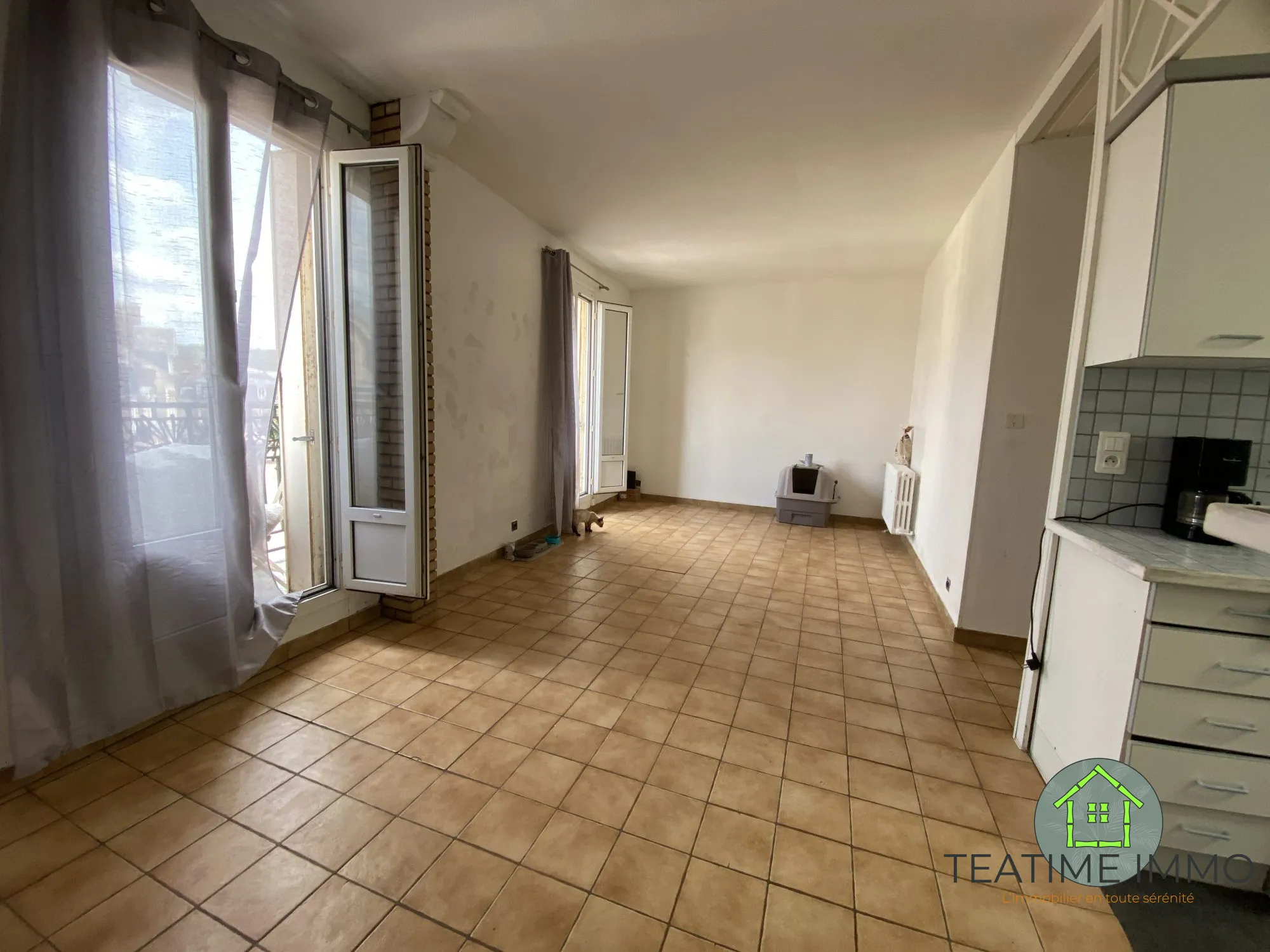 Appartement à vendre à Noyon, 2 chambres, balcon, locatif, charmant et lumineux 