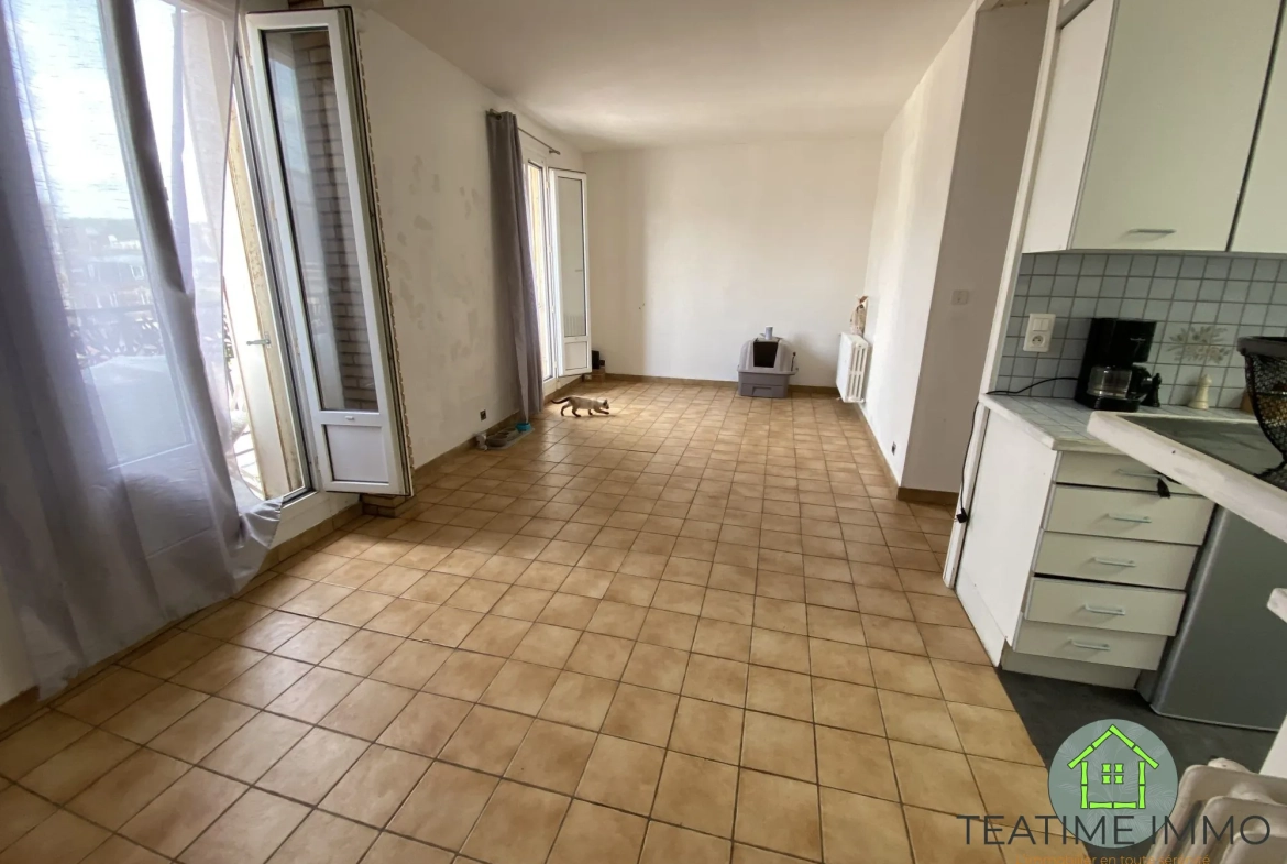 Appartement à vendre à Noyon, 2 chambres, balcon, locatif, charmant et lumineux 