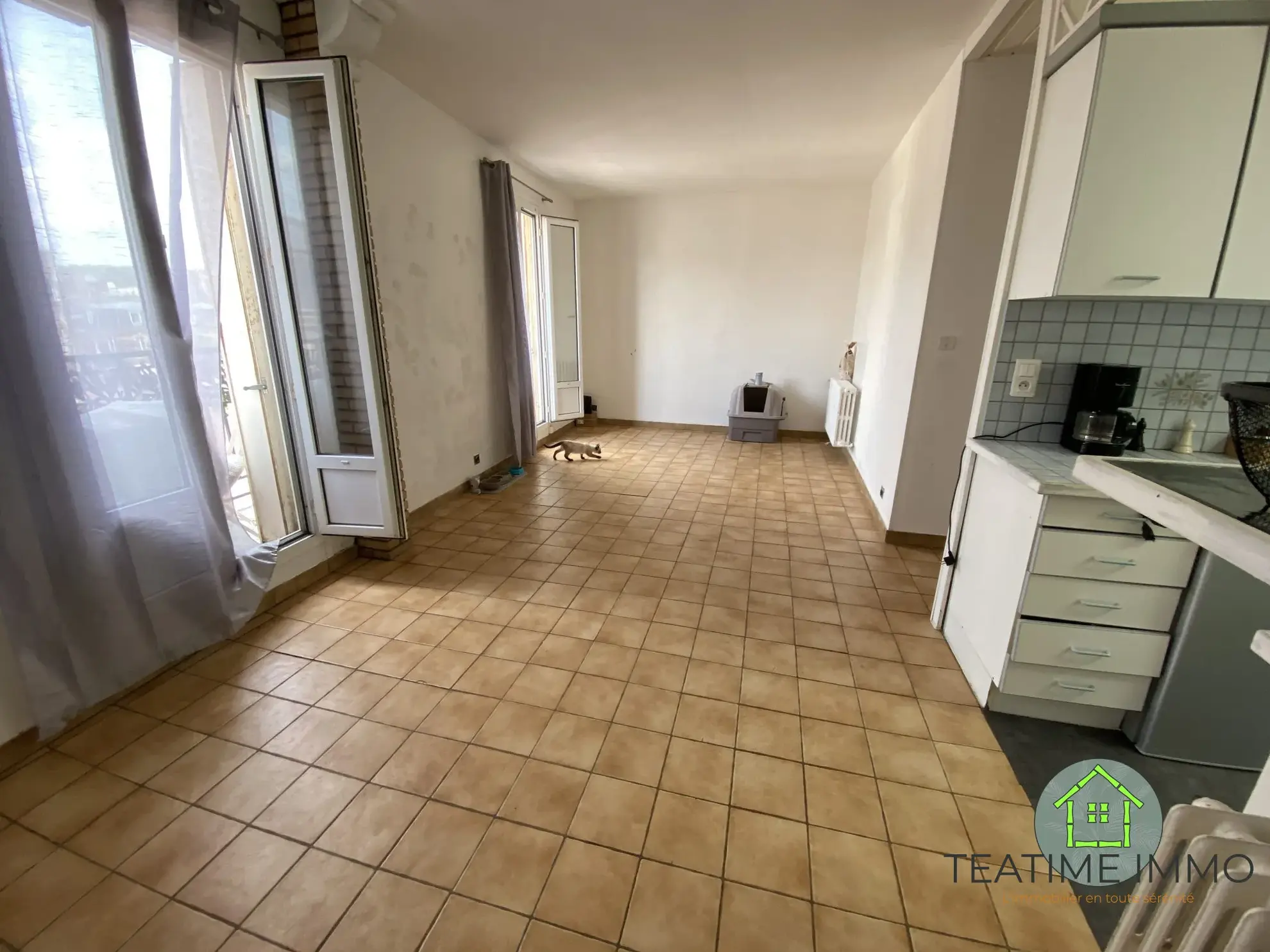 Appartement à vendre à Noyon, 2 chambres, balcon, locatif, charmant et lumineux 