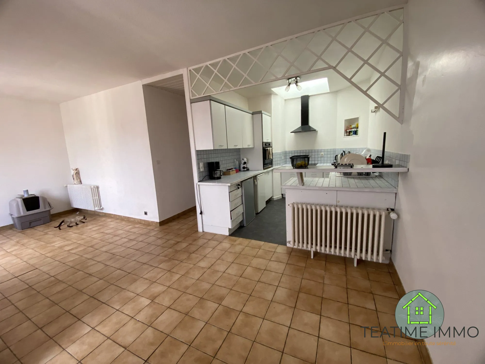 Appartement à vendre à Noyon, 2 chambres, balcon, locatif, charmant et lumineux 