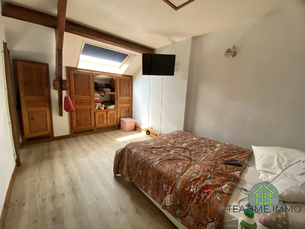 Appartement à vendre à Noyon, 2 chambres, balcon, locatif, charmant et lumineux
