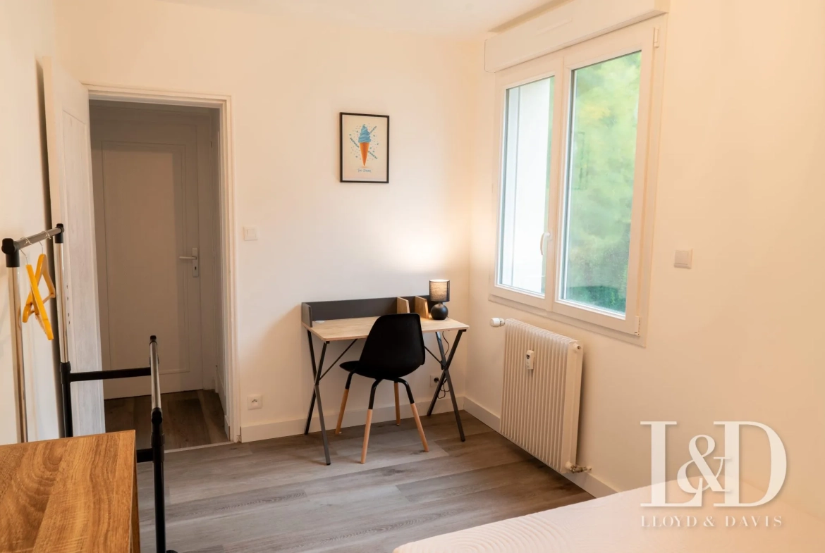 Appartement rénové de 80 m² à vendre à Saumur, excellent pour investissement 