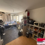 Studio à Strasbourg de 23,53 m² avec cave et ascenseur, idéal investissement