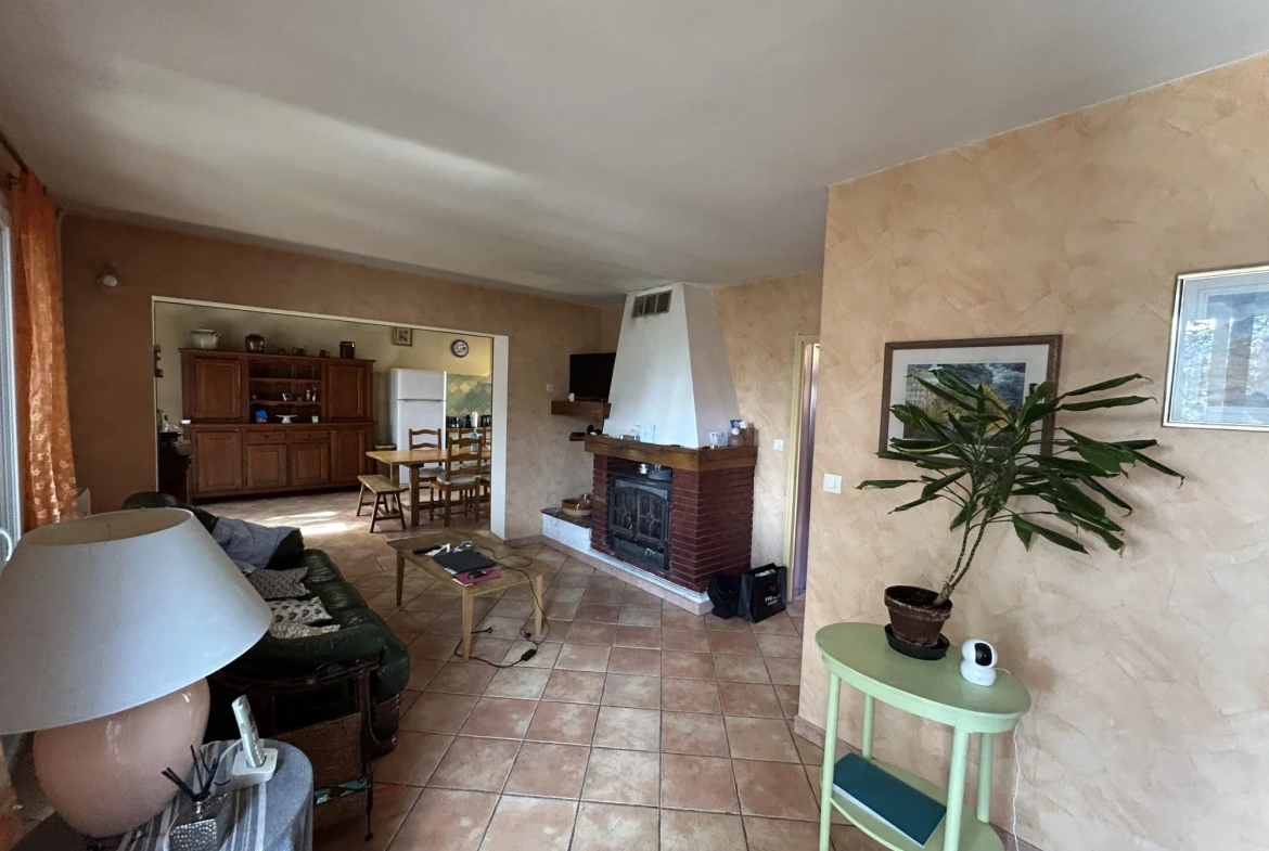 Vente maison avec jardin, dépendance et vue sur Limoux 