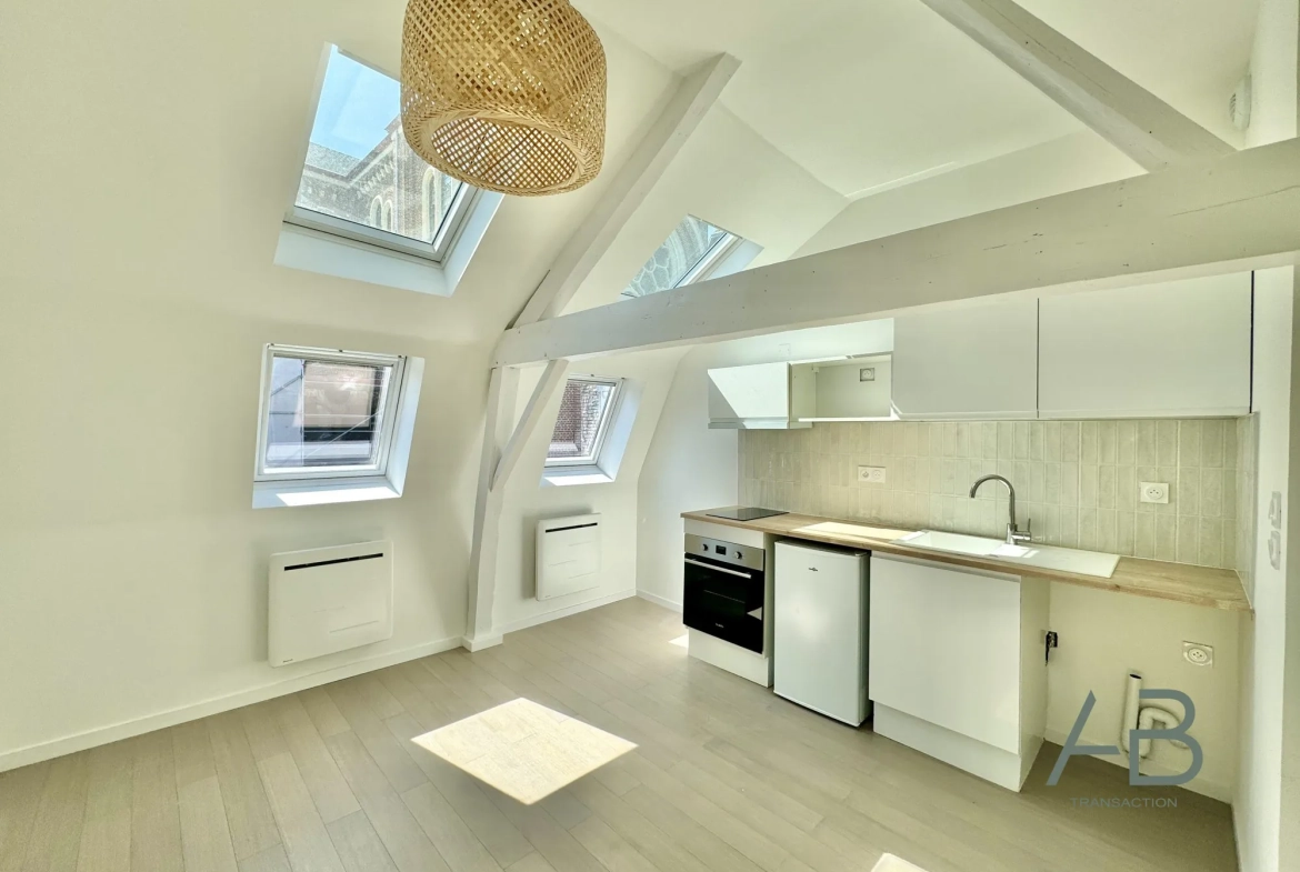 Appartement T2 à Lille Gambetta – 27,50 m², faible charges et proximité des commodités 